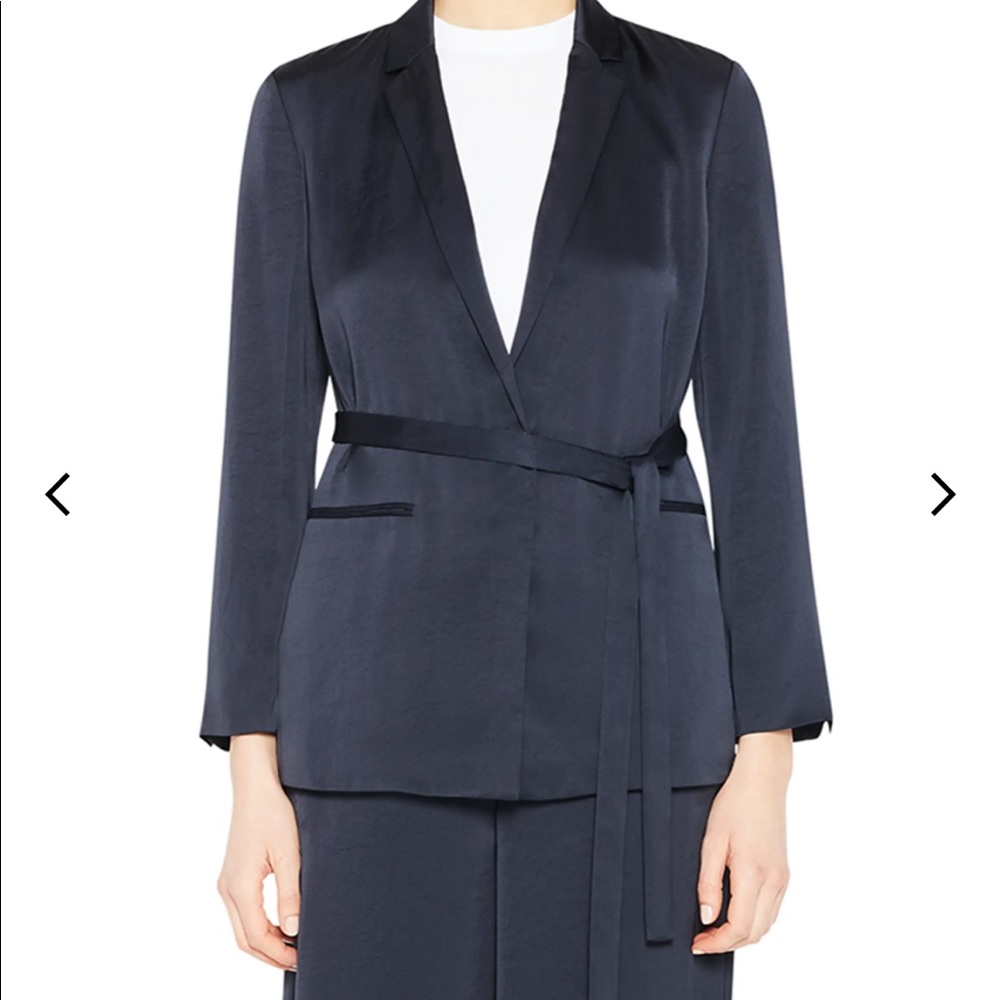 Theory silk suit navy NWT